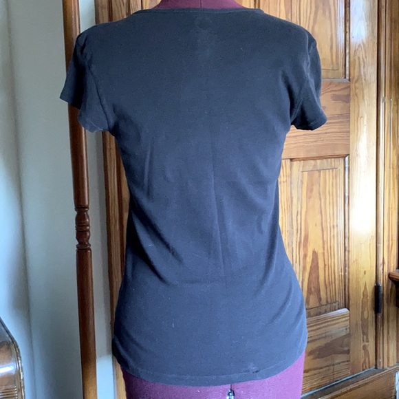 Old Navy black tshirt, “play condition”, size L (“skinny fit”). - Picture 2 of 3